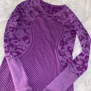 Lululemon Swiftly Tech Long sleeve, SZ 8
